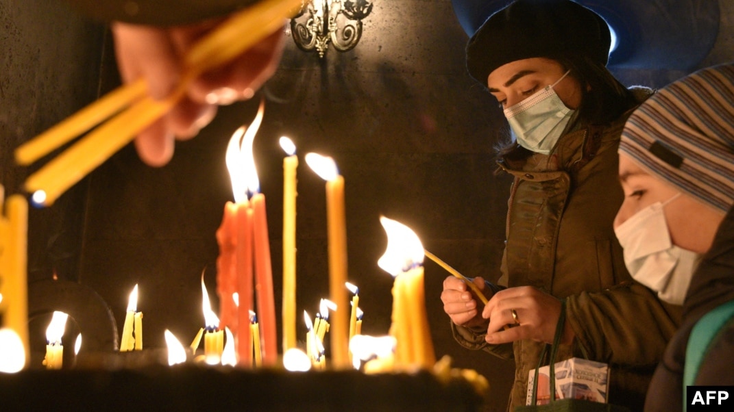 Christmas worship candles 2022