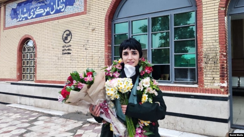 لیلا حسین‌زاده، فعال دانشجویی