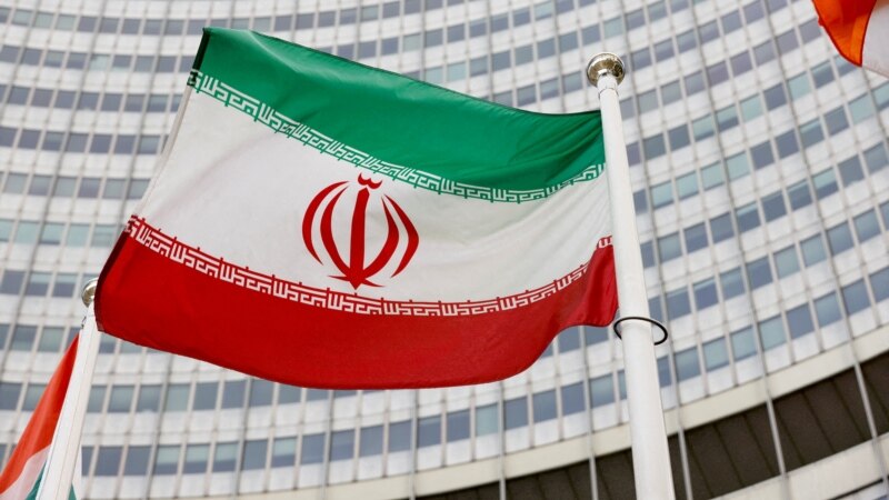 Иран го преместува производството на делови за центрифуги