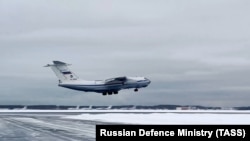 Самолет Ил-76. Иллюстративное фото.