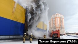 Пожар в гипермаркете Томска