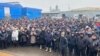 Митинг торговцев рынка «Дордой» против введения ККМ. 24 декабря 2021 года.
