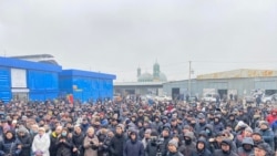 Жаңылыктар | 24.12.2021 | “Дордой” базарынын соодагерлери митингге чыгышты