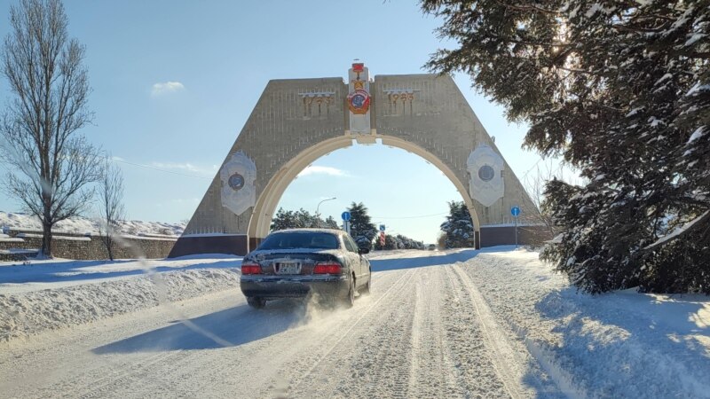 Непогода в Крыму: в ГИБДД напомнили о необходимости соблюдать правила безопасности