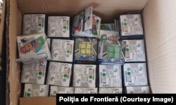 Jucării contrafăcute confiscate de autoritățile române. Multe dintre aceste capturi au loc în perioada premergătoare Crăciunului.