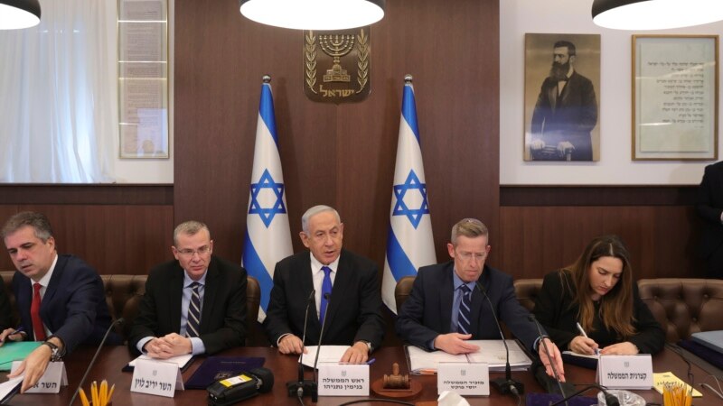 کابینه اسرائیل به  نتانیاهو صلاحیت داد تا دربارۀ انتقام  حمله در ارتفاعات جولان تصمیم بگیرد