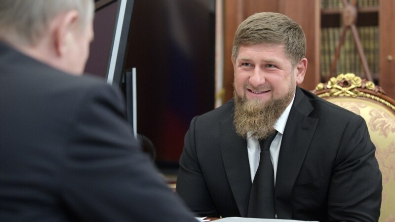 "Кадыровские агенты". Что грозит Кремлю за покушение на чеченского блогера в Швеции?
