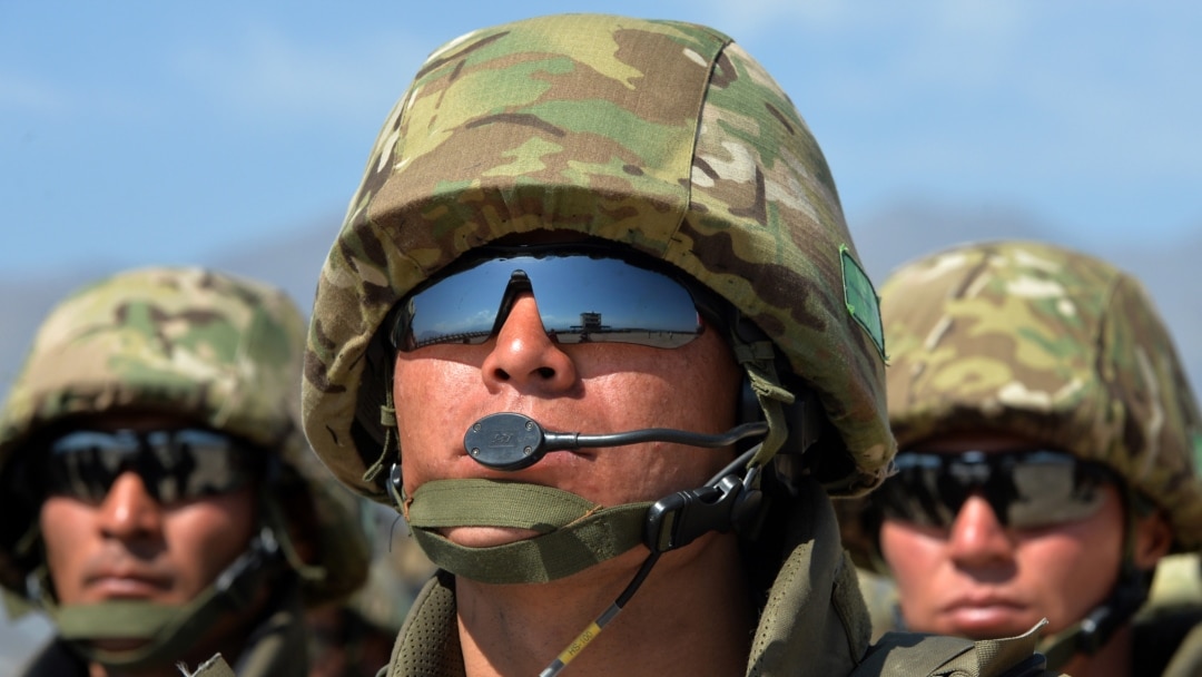 Жас әйел оны веб-камера арқылы көрсетті