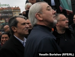 Пиарката на ДПС Велислава Кръстева, бившият премиер Пламен Орешарски, бившият председател на ДПС Лютви Местан и бившият председател на БСП Сергей Станишев