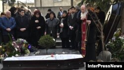 მსახიობის სამოქალაქო პანაშვიდი გაიმართა მარჯანიშვილის სახელობის თეატრში.