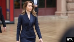 Рая Назарян на излизане от срещата с Илияна Йотова, 27 януари 2026 г.