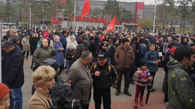 Улан-Удэда полиция башбаштаклыгына каршы чарада йөзләрчә кеше катнашты