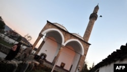 Bošnjaci u Sandžaku godinama unazad taoci trgovačkog duha ovdašnjih političara (na fotografiji glavna džamija u Novom Pazaru)