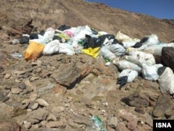 تصویر تخلیه زباله در دماوند، خبرگزاری ایسنا