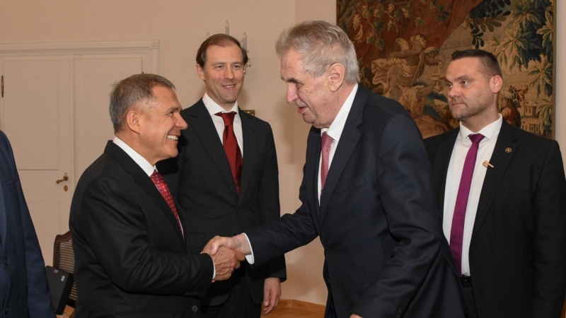 Президент Чехии публично пообещал приехать в Казань