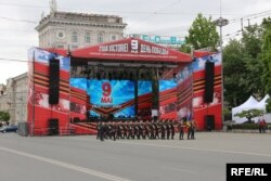 9 Mai, scena pentru spectacolul prezidential, Chișinău, 2019