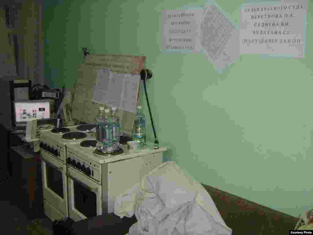 Голодовка жителей общежития в Перми