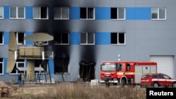 Последствия поджога завода LPP Holding в Пардубице, Чехия, 23 марта 2026 года