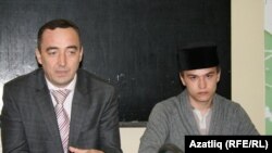 Фәрит Мифтахов (с) һәм Тәбриз Яруллин