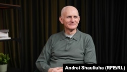 Алесь Бяляцкі