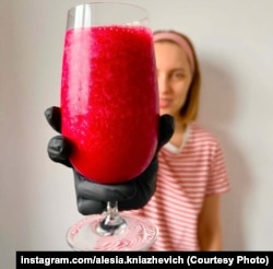 Алеся з кактэйлем да Дня закаханых