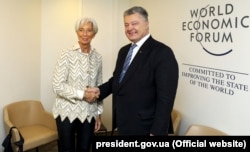   The President of Ukraine, Petro Poroshenko and Christine Lagarde, Executive Director of the IMF. Davos, January 23, 2019 