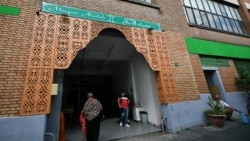 Džamija u Parizu ispred koje je bila postavljena svinjska glava, 9. septembar 2025. Prema presudi suda u Srbiji, za izazivanje nereda u Francuskoj, osuđena je grupa iz Srbije, a kao nalogodavci su označene ruske službe. 