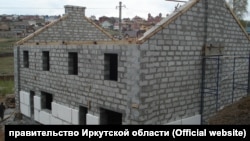 Недостроенные таунхаусы иркутской строительной компании "Варяг"