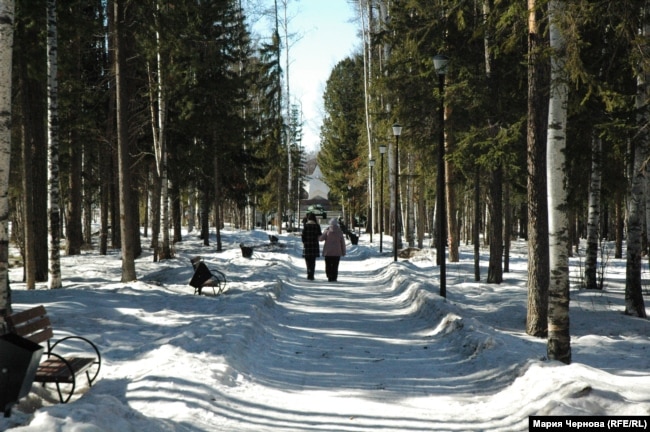 Парк в центре "нового" Усть-Илимска