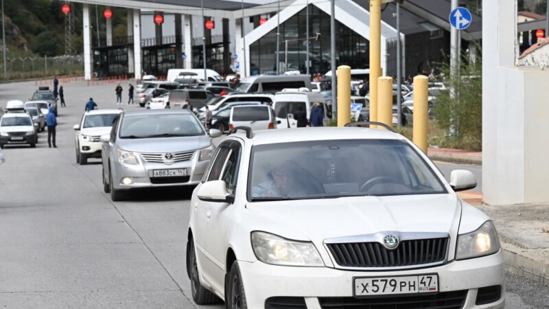 "ავტოსტატი" საქართველოდან რუსეთში შეტანილი ავტომობილების რაოდენობას აქვეყნებს
