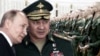 Vlagyimir Putyin elnök és Szergej Sojgu főparancsnok