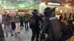 Россияне протестуют против мобилизации: задержаны сотни человек (видео)
