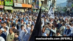 Protest u okrugu Svat provincije Hajber Pahtunva na severozapadnu Pakistana zbog nemoći vlade da spreči povratak pakistanskih talibana, 18. septembar 2022.