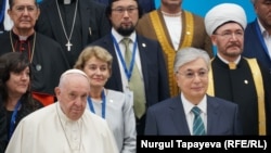 Papa Franjo u poseti Kazahstanu