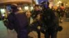 Поліція затримує учасників акції протесту проти мобілізації у Москві, Росія, 21 вересня 2022 року