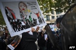 تصویری از اعتراض‌های پاریس در سوم مهرماه امسال