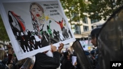 Protesta nëpër botë pas vdekjes së Mahsa Aminit në paraburgim 