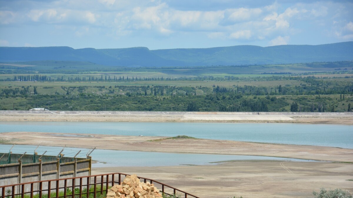 Тайганское водохранилище. Тайганское водохранилище Крым. Тайганское водохранилище Белогорск. Тайган водохранилище в Крыму. Белогорское водохранилище Крым.