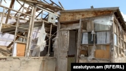 Дом в селе Сотк, разрушенный в результате обстрела ВС Азербайджана, 22 сентября 2022 г․