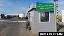A checkpoint on the border of Kazakhstan with Russia in the West Kazakhstan region