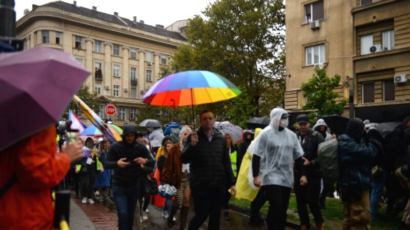 Српското обвинителство најави истрага за сите напади за време на „Европрајд“ маршот