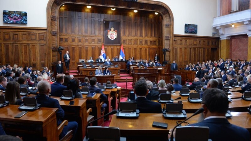 Skupština Srbije usvojila budžet i medijske zakone