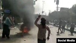 Протести в Ірані Кадр із відео, викладеного у соцмережах