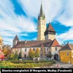 Incinta bisericii evanghelice din Mediaș, a cărei construcție a început în 1488.