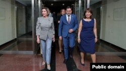 Armenia - U.S. House Speaker Nancy Pelosi and Armenian Defense Minister Suren Papikian (cemter) meet in Yerevan, September 18, 2022.