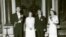 Prințul Filip, Elena Ceaușescu, Nicolae Ceaușescu și Regina Elisabeta a II-a în timpul banchetului de stat de la Palatul Buckingham. Soții Ceaușescu au efectuat o vizită în Marea Britanie între 13 și 16 iunie 1978. 