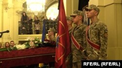 Ucrainenii își iau rămas-bun de la balerinul Oleksandr Șapoval, mort pe front în lupta cu armata rusă invadatoare