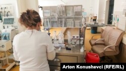Na Univerzitetsko bolničkom centru Kosova je oko 2.400 medicinskih sestara, a trebalo bi da ih bude više od 3.000.