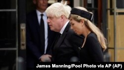  Бившият министър председател Борис Джонсън пристигна със брачната половинка си 