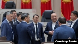 Ҷогорку Кенеш, порлумони Қирғизистон